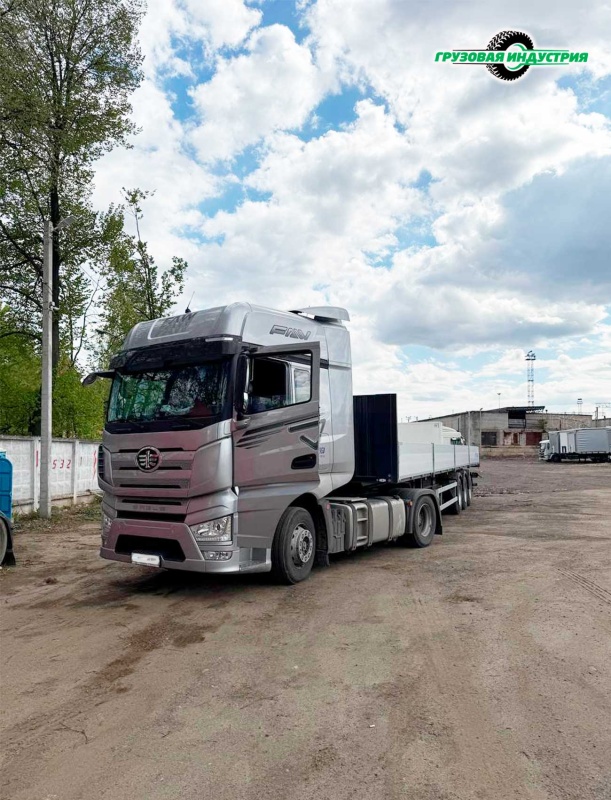 Отгрузка полуприцепа бортовая платформа Тонар B3-13К в Москву 7.05.25