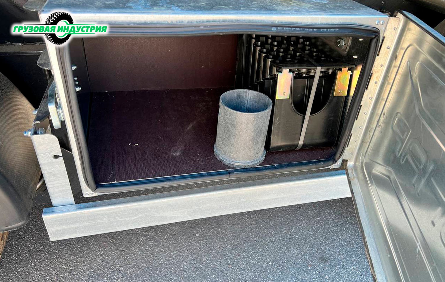 Отгрузка бортовой платформы Тонар  В4-13VK г. Москва